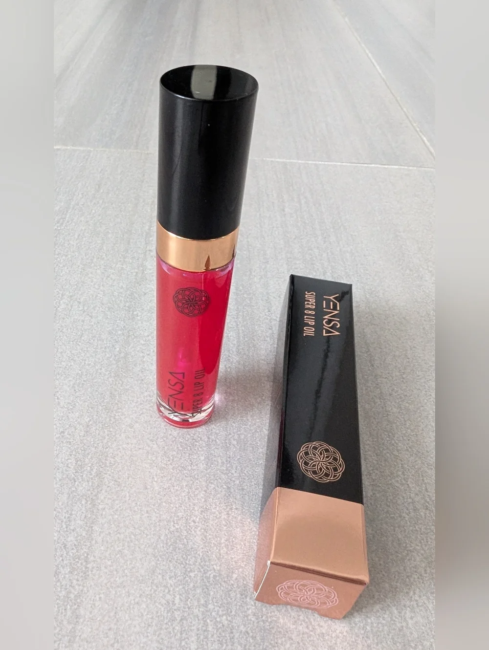Yensa Super 8 Lip Oil — Bright Pink Hydrating Gloss NIB
